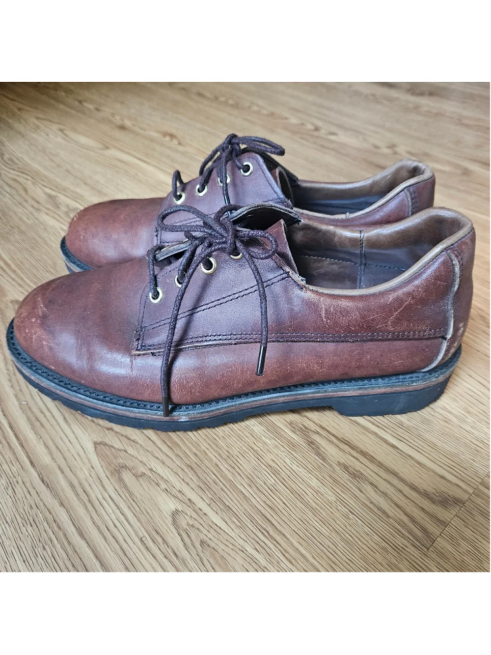 Filson Brown Leather Lace Up Shoes Vibram Mens 9 EE